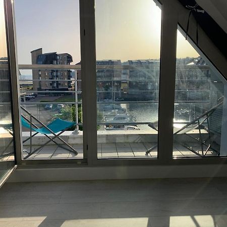 דוביל Blue Bay Studio Terrasse מראה חיצוני תמונה
